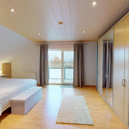 Hoffmann Am Rheinbogen 度假居