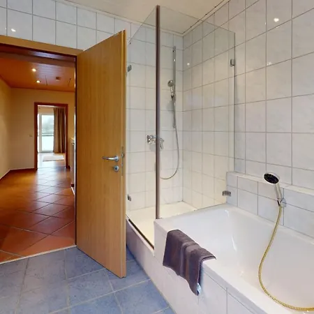 Tatil Evi Hoffmann Am Rheinbogen Altlussheim
