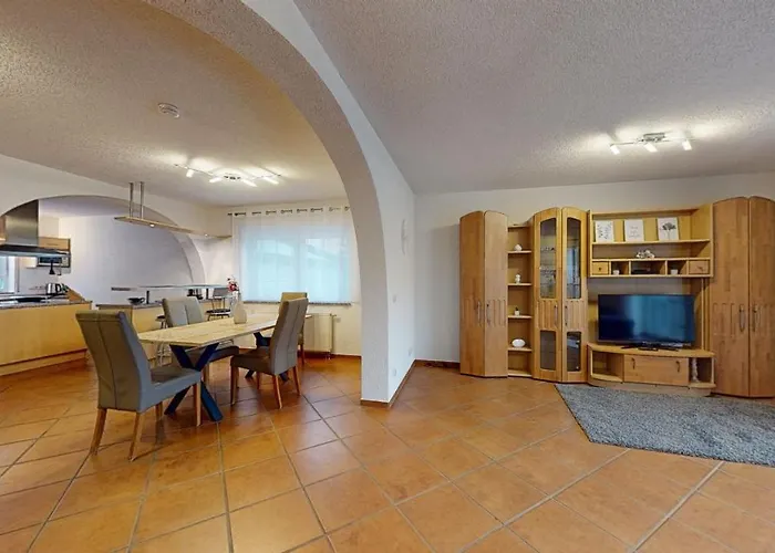 Holiday home Hoffmann Am Rheinbogen Altlussheim