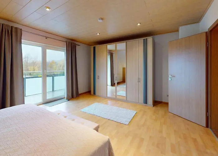 Holiday home Hoffmann Am Rheinbogen Altlussheim