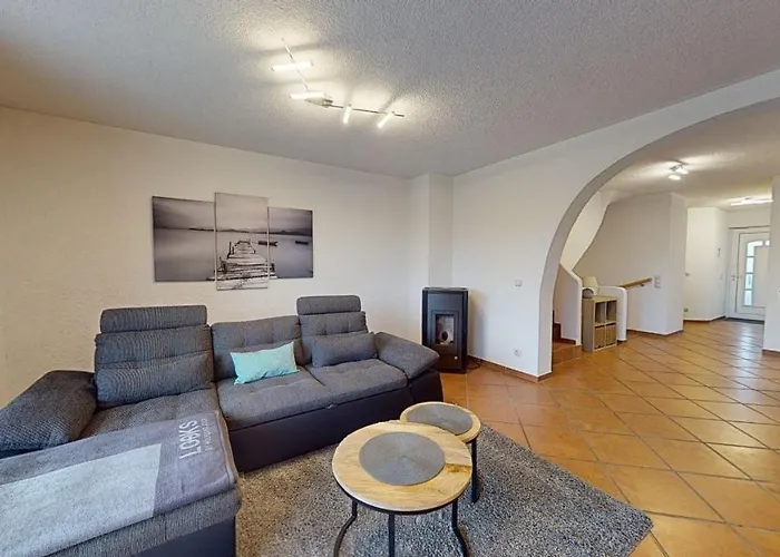 Holiday home Hoffmann Am Rheinbogen Altlussheim